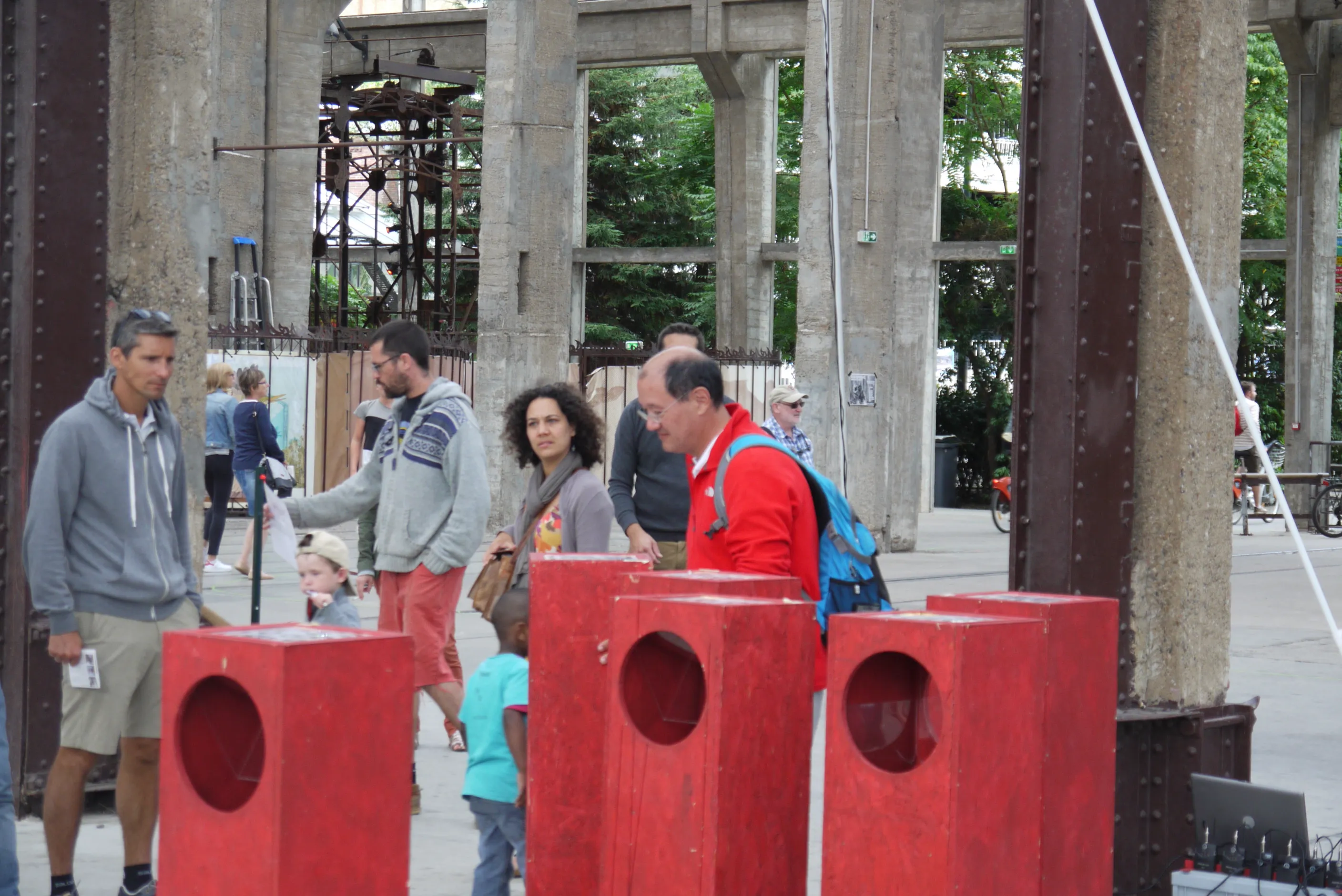 Offenes Netz — Interaktive Raum-Klang-Installation mit Achim Wollscheid · 2015–2016, Bild 3